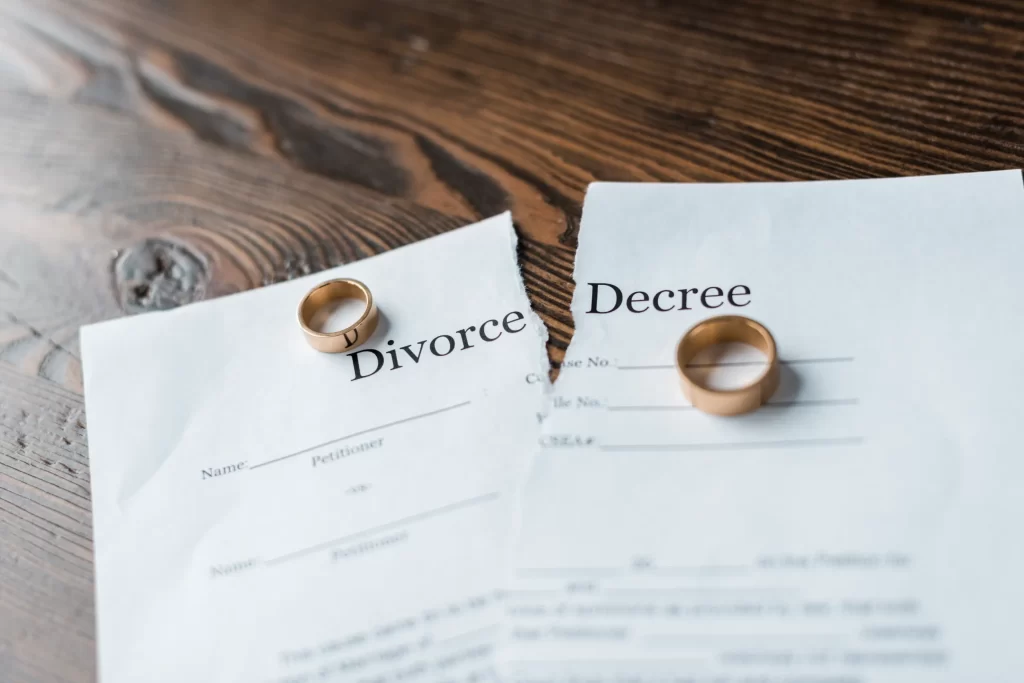 5 Things To Ask From A Divorce Lawyer